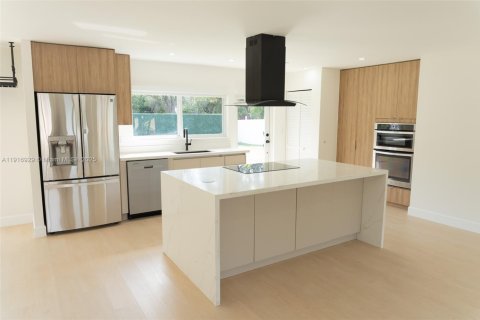 Купить виллу или дом в Майами, Флорида 3 спальни, 140.47м2, № 1973950 - фото 4