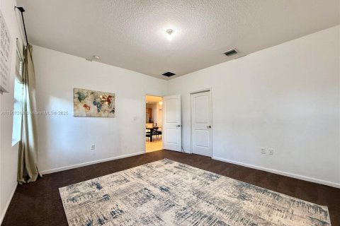 House in Homestead, Florida 4 bedrooms, 183.39 sq.m. № 1967827 - photo 19