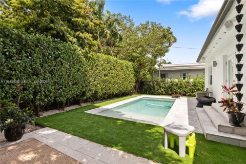 Villa ou maison à vendre à Miami, Floride: 3 chambres, 172.89 m2 № 2060083 - photo 18