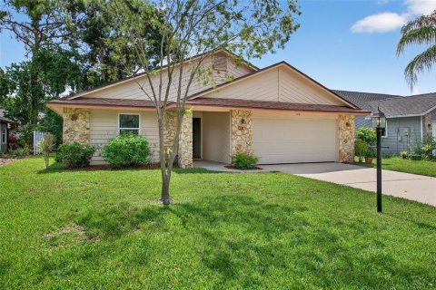 House in Daytona Beach, Florida 2 bedrooms, 157.93 sq.m. № 1823077 - photo 1