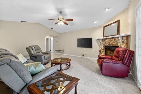 House in Daytona Beach, Florida 2 bedrooms, 157.93 sq.m. № 1823077 - photo 6
