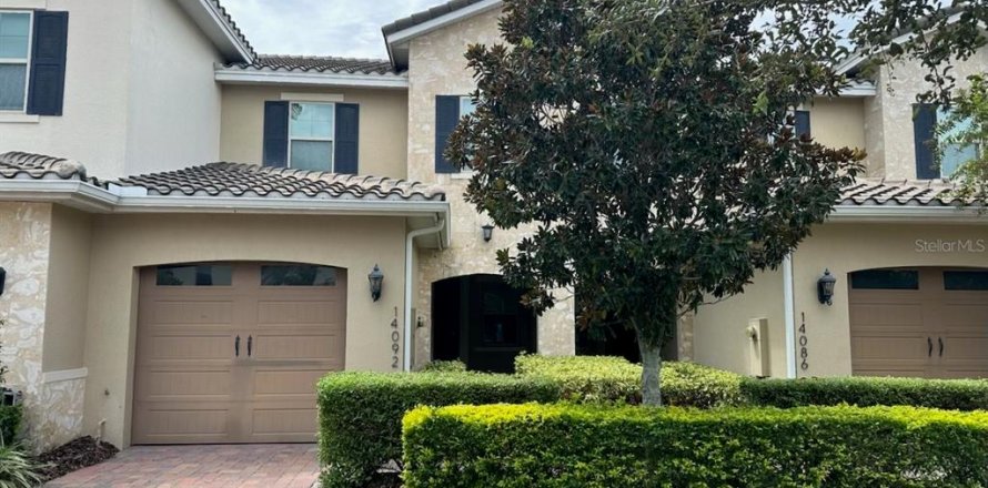 Adosado en Orlando, Florida 3 dormitorios, 124.49 m2 № 1904477