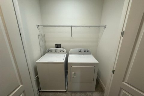 Townhouse in Orlando, Florida 3 bedrooms, 124.49 sq.m. № 1904477 - photo 12