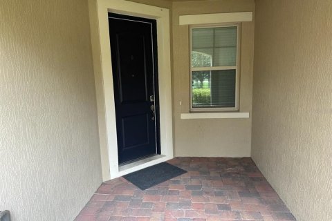 Townhouse in Orlando, Florida 3 bedrooms, 124.49 sq.m. № 1904477 - photo 2