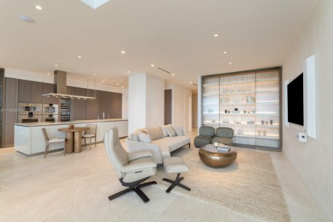 Condominio en venta en Sunny Isles Beach, Florida, 5 dormitorios, 621.98 m2 № 1946607 - foto 13