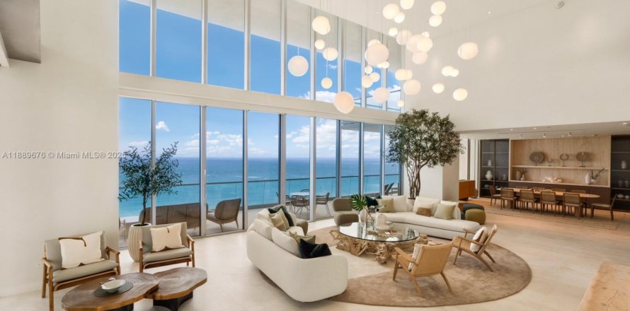 Condominio en Sunny Isles Beach, Florida, 5 dormitorios № 1946607