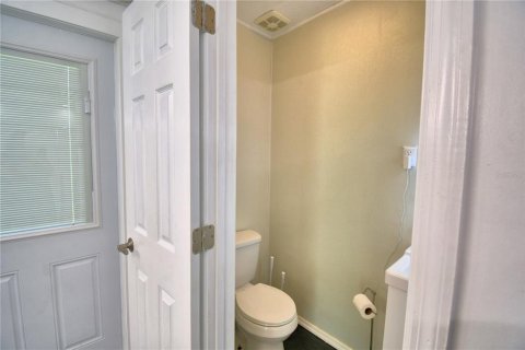 House in Lake Alfred, Florida 1 bedroom, 58.06 sq.m. № 1882841 - photo 12