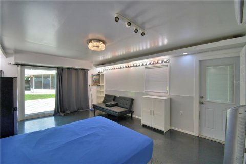 House in Lake Alfred, Florida 1 bedroom, 58.06 sq.m. № 1882841 - photo 7