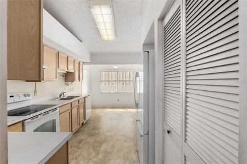 Casa en venta en Ocala, Florida, 3 dormitorios, 187.76 m2 № 1557728 - foto 23