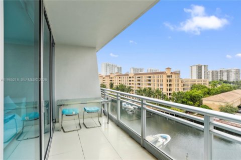 Copropriété à louer à Aventura, Floride: 2 chambres, 112.78 m2 № 2026908 - photo 12