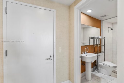 Copropriété à louer à Aventura, Floride: 2 chambres, 112.78 m2 № 2026908 - photo 5