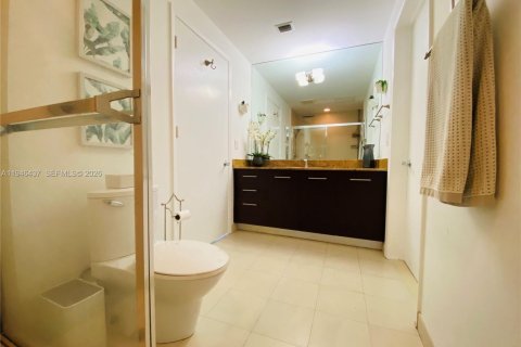 Condo in Aventura, Florida, 3 bedrooms  № 2003207 - photo 15