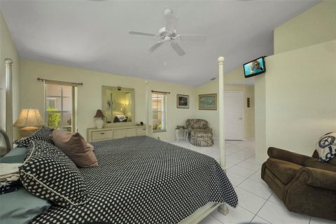 House in Punta Gorda, Florida 3 bedrooms, 226.03 sq.m. № 1584033 - photo 29