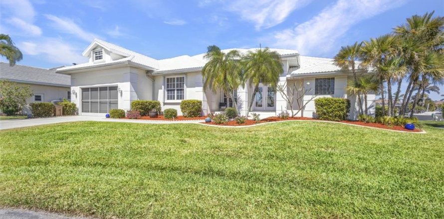 Villa ou maison à Punta Gorda, Floride 3 chambres, 226.03 m2 № 1584033