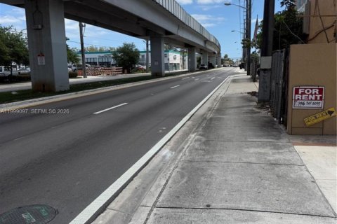 Apartment in Hialeah, Florida 2 bedrooms, 389.45 sq.m. № 2067786 - photo 17