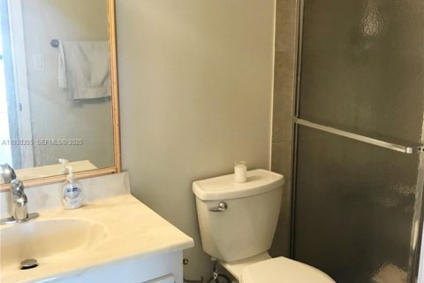 Condo in Aventura, Florida, 2 bedrooms  № 1993787 - photo 14
