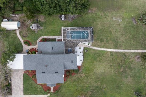 House in Haines City, Florida 5 bedrooms, 419.73 sq.m. № 1518585 - photo 7