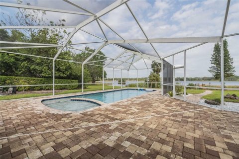 House in Haines City, Florida 5 bedrooms, 419.73 sq.m. № 1518585 - photo 27
