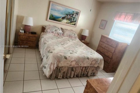 Condominio en venta en Hollywood, Florida, 1 dormitorio, 47.38 m2 № 1935238 - foto 9