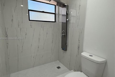 Copropriété à louer à Tamarac, Floride: 2 chambres, 95.04 m2 № 1962067 - photo 14