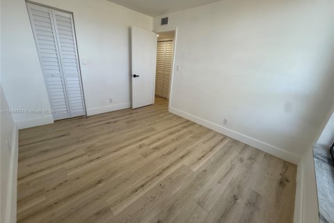 Copropriété à louer à Tamarac, Floride: 2 chambres, 95.04 m2 № 1962067 - photo 19