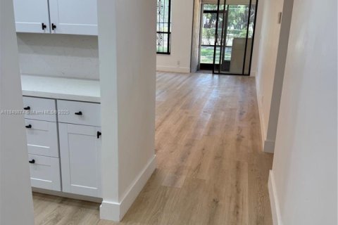 Copropriété à louer à Tamarac, Floride: 2 chambres, 95.04 m2 № 1962067 - photo 2