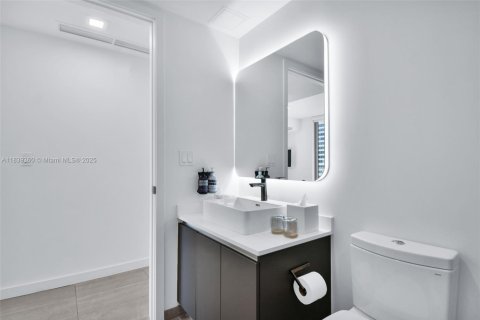 Condo in Miami, Florida, 1 bedroom № 1957856 - photo 22