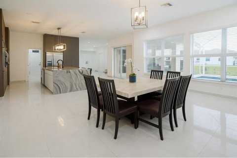 Casa en venta en Cape Coral, Florida, 3 dormitorios, 204.01 m2 № 1912191 - foto 12