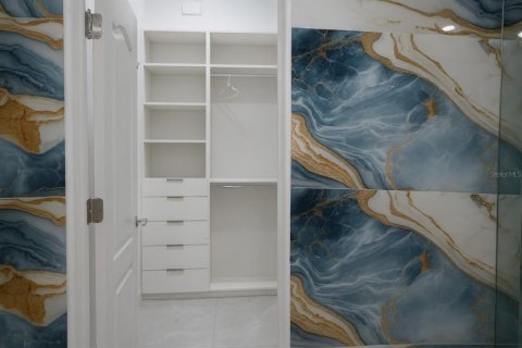 Casa en venta en Cape Coral, Florida, 3 dormitorios, 204.01 m2 № 1912191 - foto 25