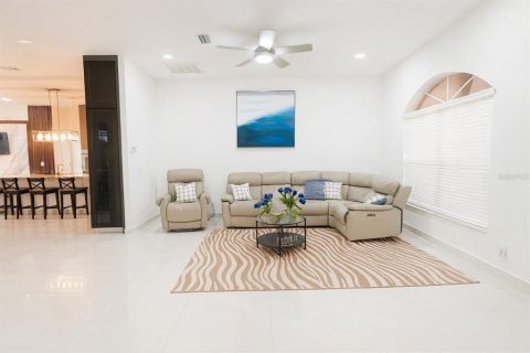Casa en venta en Cape Coral, Florida, 3 dormitorios, 204.01 m2 № 1912191 - foto 16