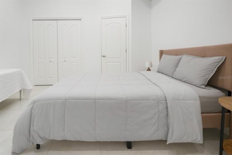 Casa en venta en Cape Coral, Florida, 3 dormitorios, 204.01 m2 № 1912191 - foto 29