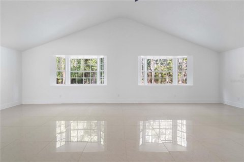 House in Tampa, Florida 3 bedrooms, 188.03 sq.m. № 1662967 - photo 29