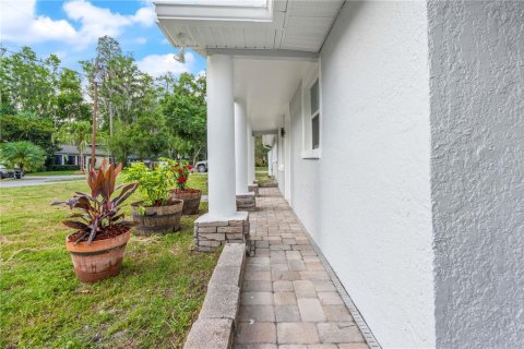 House in Tampa, Florida 3 bedrooms, 188.03 sq.m. № 1662967 - photo 6