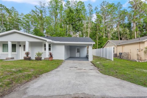 House in Tampa, Florida 3 bedrooms, 188.03 sq.m. № 1662967 - photo 7
