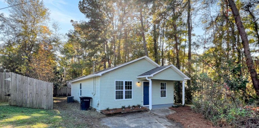 House in Tallahassee, Florida 3 bedrooms, 96.62 sq.m. № 869629