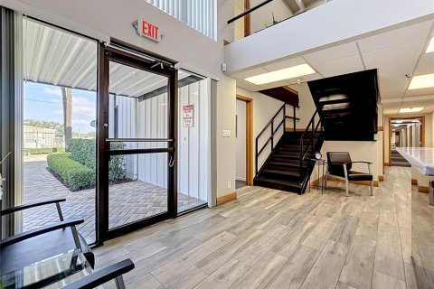 Immobilier commercial à vendre à Clearwater, Floride: 4295.15 m2 № 2237327 - photo 15