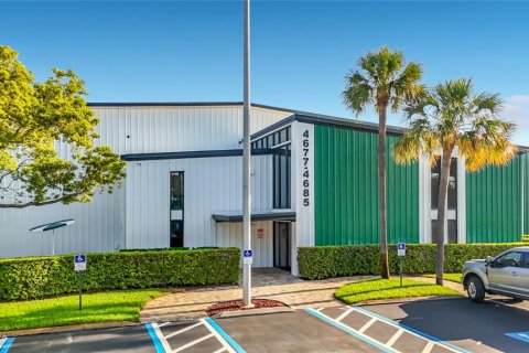 Immobilier commercial à vendre à Clearwater, Floride: 4295.15 m2 № 2237327 - photo 8