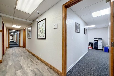 Immobilier commercial à vendre à Clearwater, Floride: 4295.15 m2 № 2237327 - photo 17