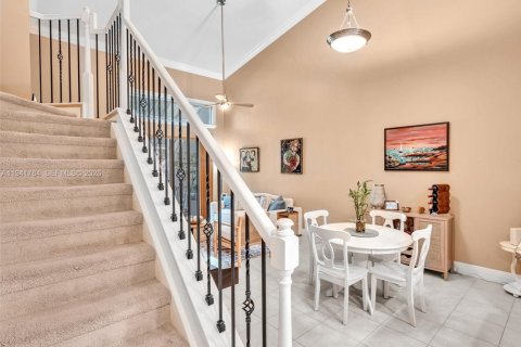 Adosado en venta en Coral Springs, Florida, 3 dormitorios, 149.2 m2 № 1999109 - foto 6