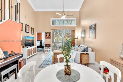 Adosado en venta en Coral Springs, Florida, 3 dormitorios, 149.2 m2 № 1999109 - foto 8