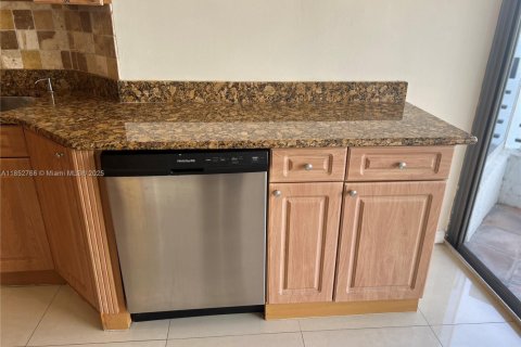 Купить кондоминиум в Авентура, Флорида 2 спальни, 126.81м2, № 1875000 - фото 19