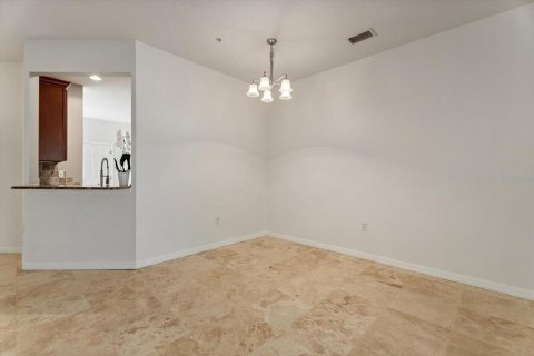 Touwnhouse à vendre à Sarasota, Floride: 3 chambres, 181.53 m2 № 2436793 - photo 12
