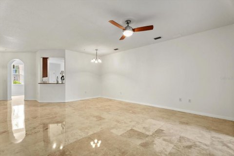 Touwnhouse à vendre à Sarasota, Floride: 3 chambres, 181.53 m2 № 2436793 - photo 10