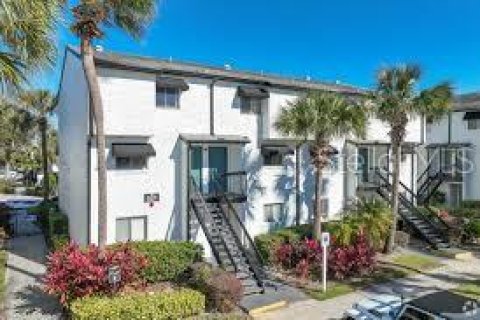 Condominio en venta en Orlando, Florida, 1 dormitorio, 71.07 m2 № 1640109 - foto 1