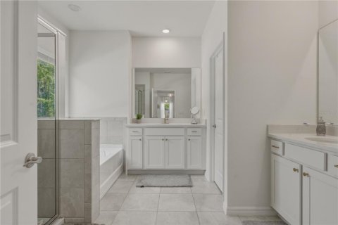 Casa en venta en Alachua, Florida, 4 dormitorios, 298.12 m2 № 2120191 - foto 18