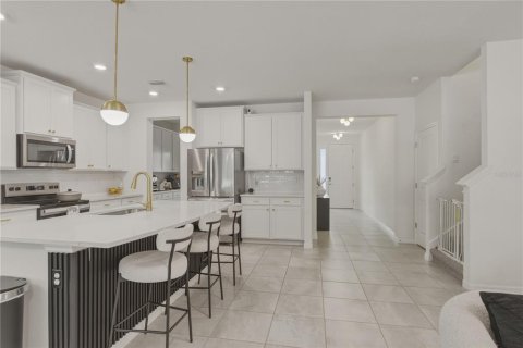 Casa en venta en Alachua, Florida, 4 dormitorios, 298.12 m2 № 2120191 - foto 7
