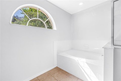 Villa ou maison à vendre à Lutz, Floride: 5 chambres, 255.85 m2 № 2431832 - photo 26