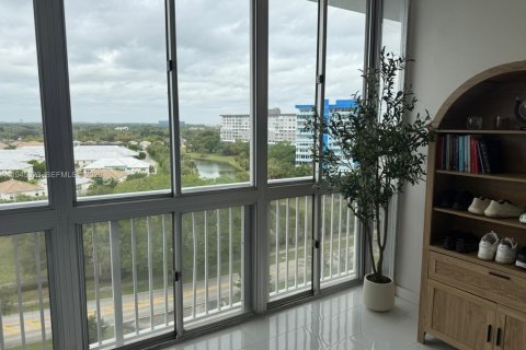 Снять в аренду кондоминиум в Холливуд, Флорида 1 спальня, 78.41м2, № 2001784 - фото 10