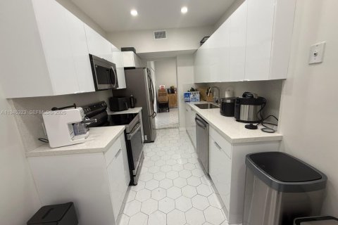 Снять в аренду кондоминиум в Холливуд, Флорида 1 спальня, 78.41м2, № 2001784 - фото 4