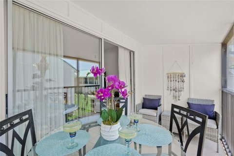 Copropriété à vendre à Sarasota, Floride: 2 chambres, 94.02 m2 № 1719624 - photo 11
